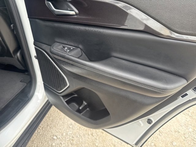 2022 Jeep Grand Cherokee Altitude