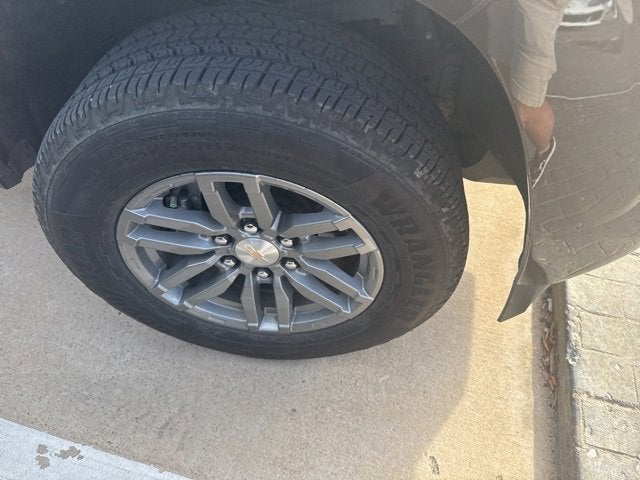 2024 Chevrolet Colorado LT