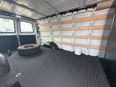 2025 Chevrolet Express Cargo WT