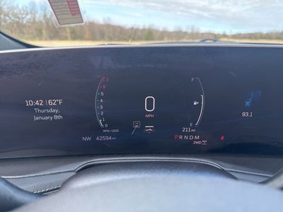 2025 Cadillac XT4 Premium Luxury