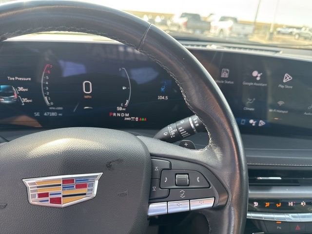 2024 Cadillac XT4 Premium Luxury