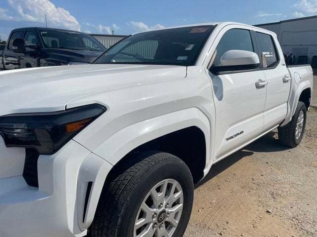 2025 Toyota Tacoma 4WD SR