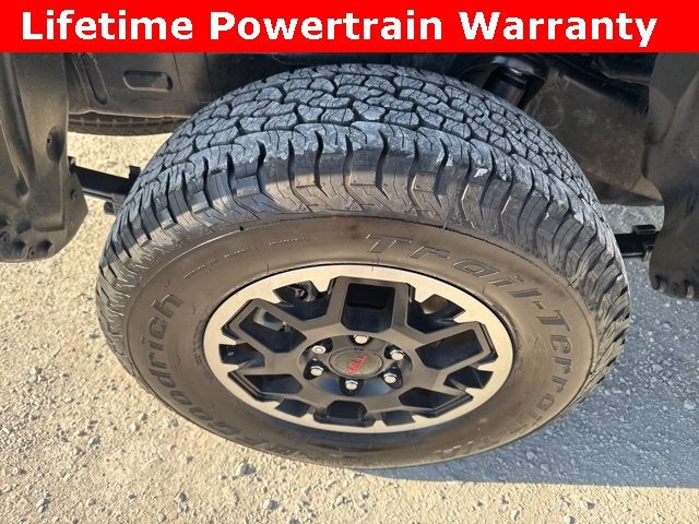 2025 Toyota Tacoma 4WD SR