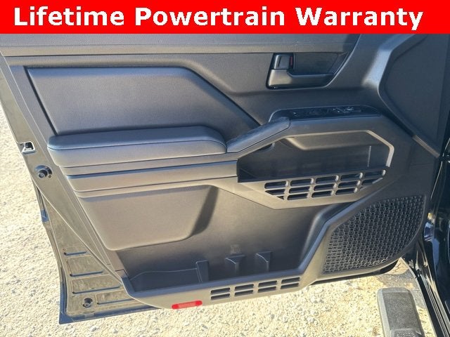 2025 Toyota Tacoma 4WD SR