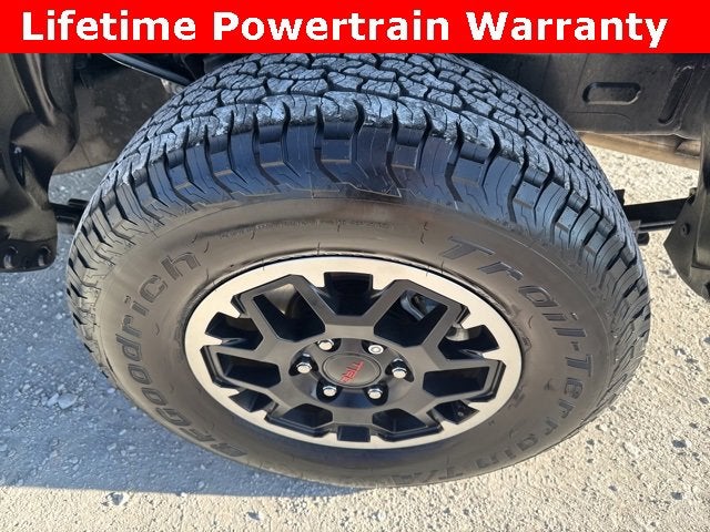 2025 Toyota Tacoma 4WD SR