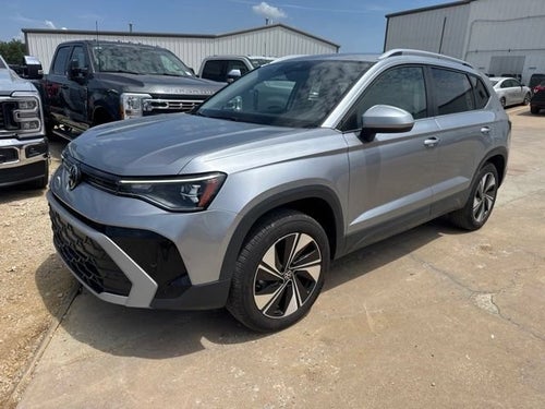 2025 Volkswagen Taos SE