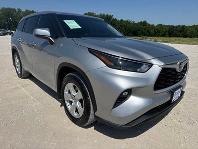 2022 Toyota Highlander LE