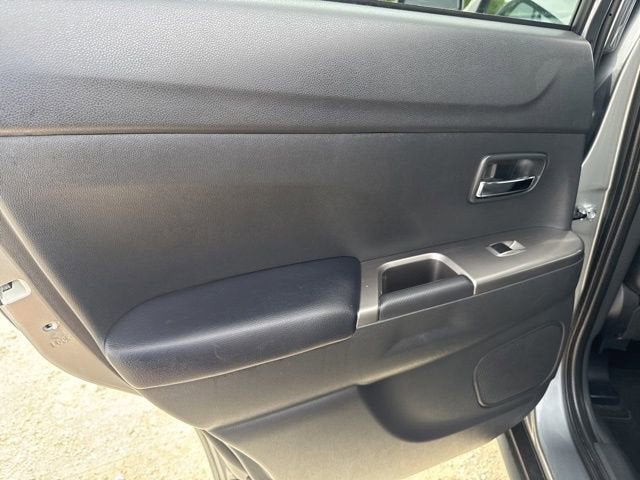 2025 Mitsubishi Outlander Sport S