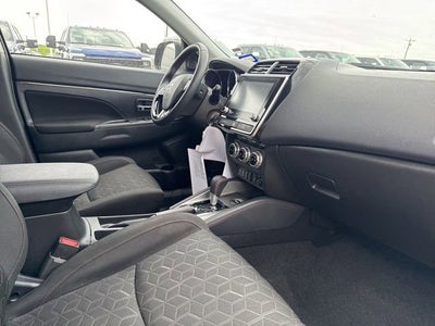 2025 Mitsubishi Outlander Sport S