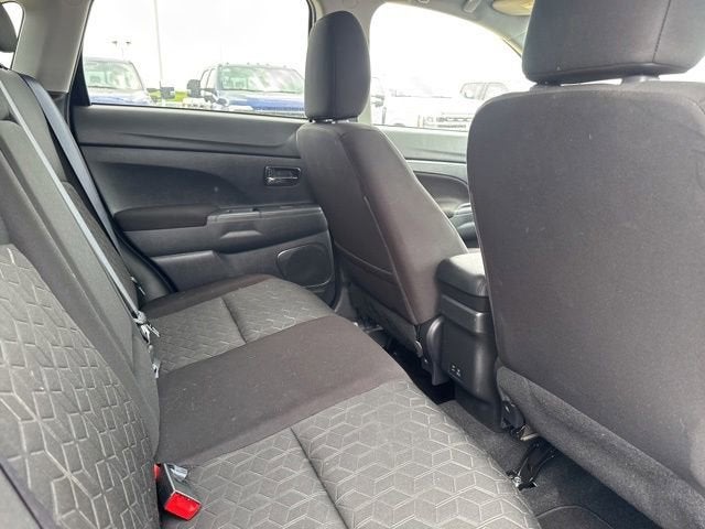 2025 Mitsubishi Outlander Sport S