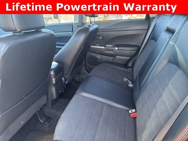 2025 Mitsubishi Outlander Sport S