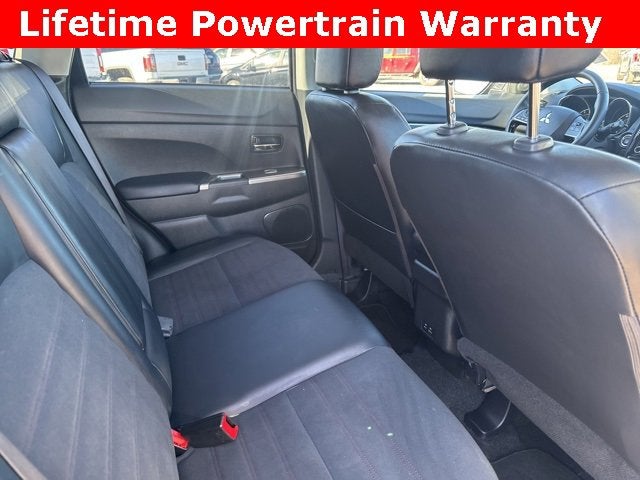 2025 Mitsubishi Outlander Sport S