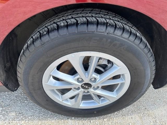 2023 Kia Carnival LX