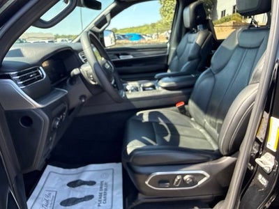 2023 Jeep Wagoneer Series III