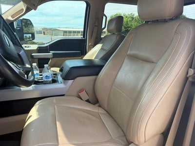 2017 Ford Super Duty F-250 SRW Lariat