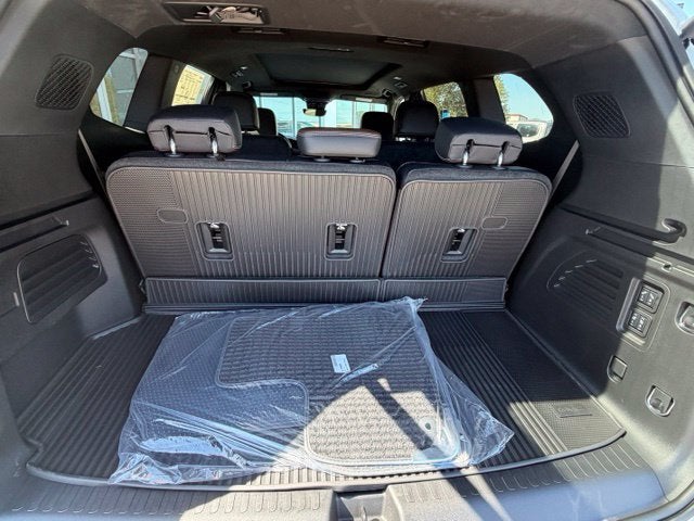 2027 GMC Acadia Denali Ultimate