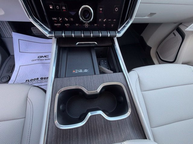 2027 GMC Acadia Denali