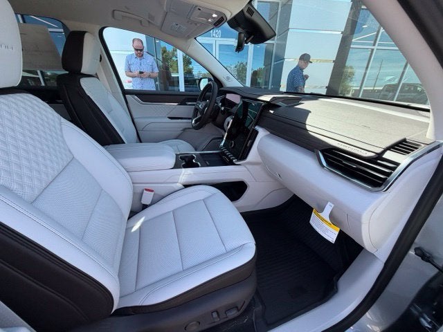 2027 GMC Acadia Denali