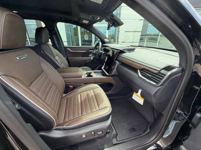 2026 GMC Acadia Denali Ultimate - Photo 21