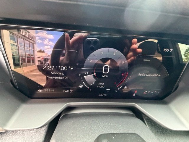 2026 GMC Acadia Denali Ultimate - Photo 9