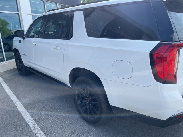 2023 GMC Yukon XL AT4