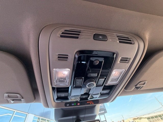 2027 GMC Yukon XL Denali