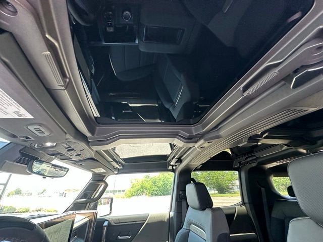 2025 GMC HUMMER EV SUV 2X