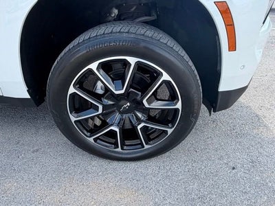 2025 Chevrolet Tahoe RST