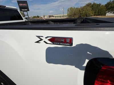 2024 GMC Sierra 2500 HD Pro