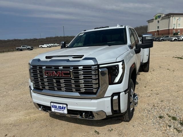 2026 GMC Sierra 3500 HD Denali DRW