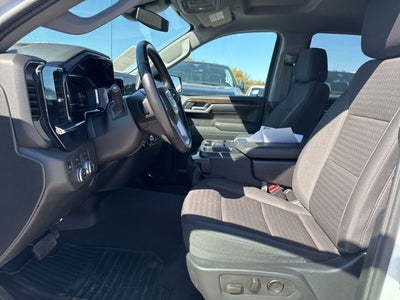 2024 GMC Sierra 1500 SLE