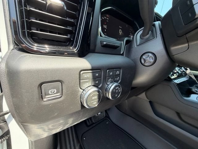 2026 GMC Sierra 1500 AT4 - Photo 9