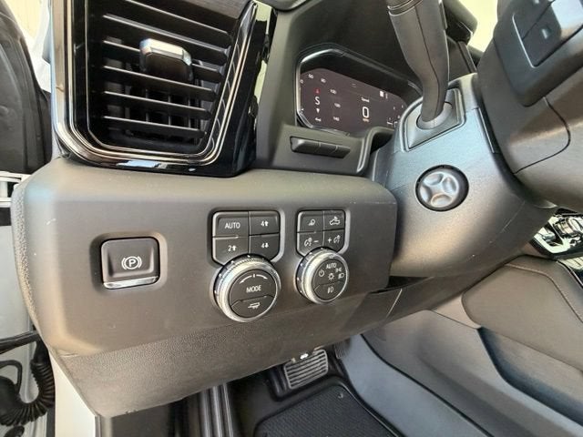2026 GMC Sierra 1500 AT4 - Photo 9