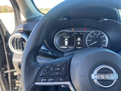 2023 Nissan Versa SV