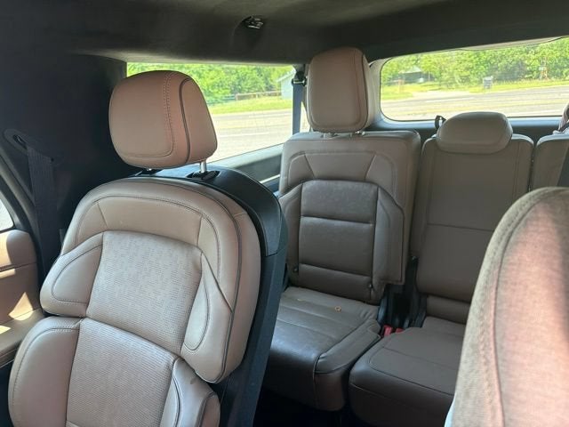 2025 Lincoln Navigator L Black Label