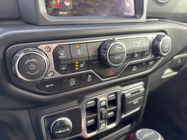 2022 Jeep Gladiator Overland