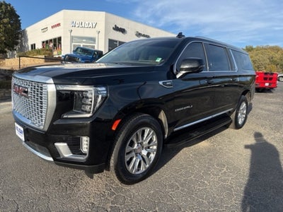 2022 GMC Yukon XL Denali