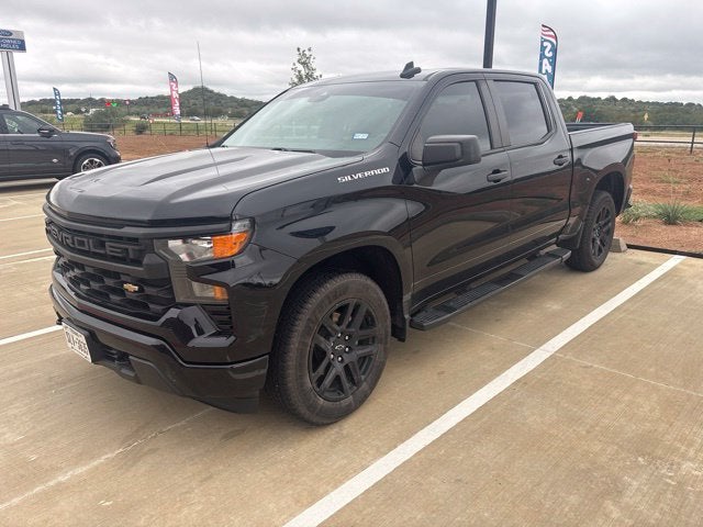 2022 Chevrolet Silverado 1500 Custom