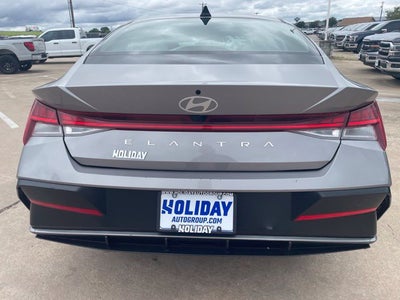 2025 Hyundai Elantra SEL Convenience