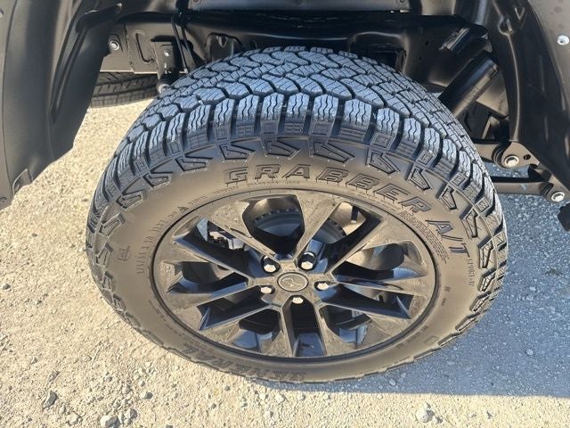 2025 Jeep Gladiator Nighthawk