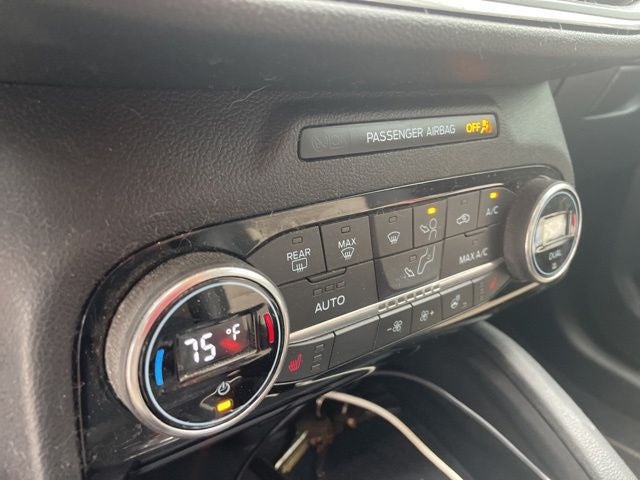 2021 Ford Escape Hybrid Titanium