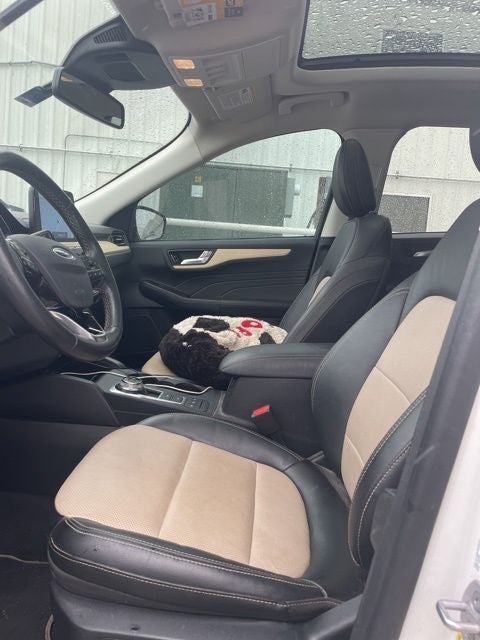 2021 Ford Escape Hybrid Titanium