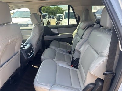 2025 Ford Expedition Max Active