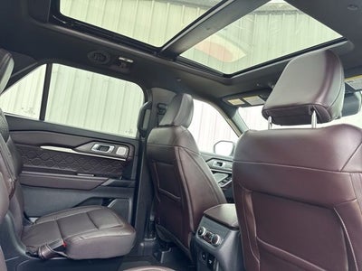 2025 Ford Explorer Platinum