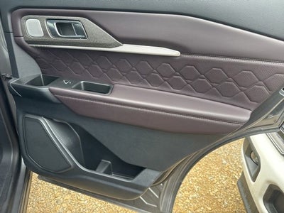 2026 Ford Explorer Platinum