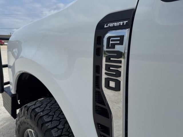 2023 Ford F-250SD Lariat