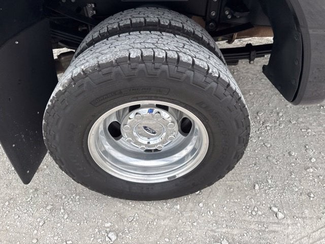 2022 Ford F-350SD Lariat