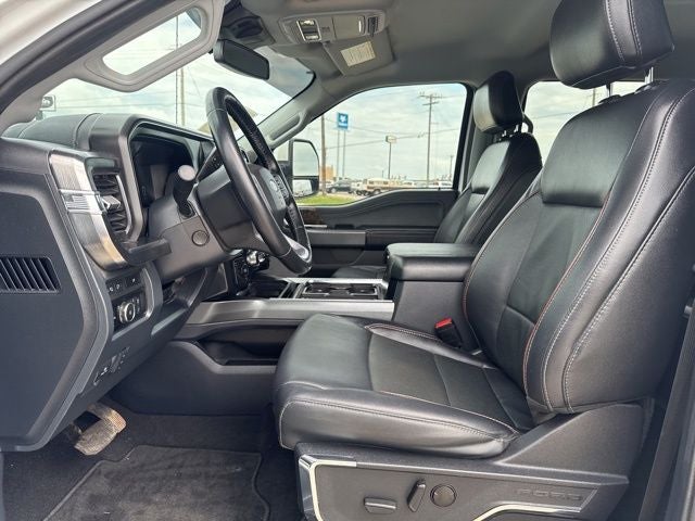 2023 Ford F-350SD Lariat