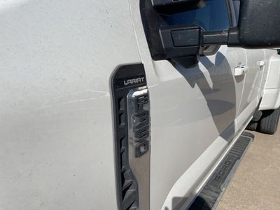 2025 Ford F-350SD Lariat DRW
