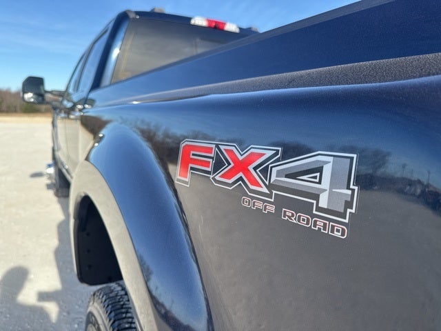 2023 Ford F-350SD Lariat